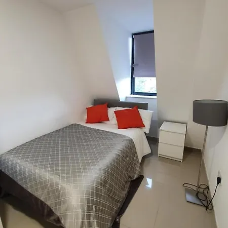 Perfect For Contractors & Business Travellers - 3 Bed, 3 Bath, Free Parking & Wi-Fi, Monthly Offers 公寓 利兹